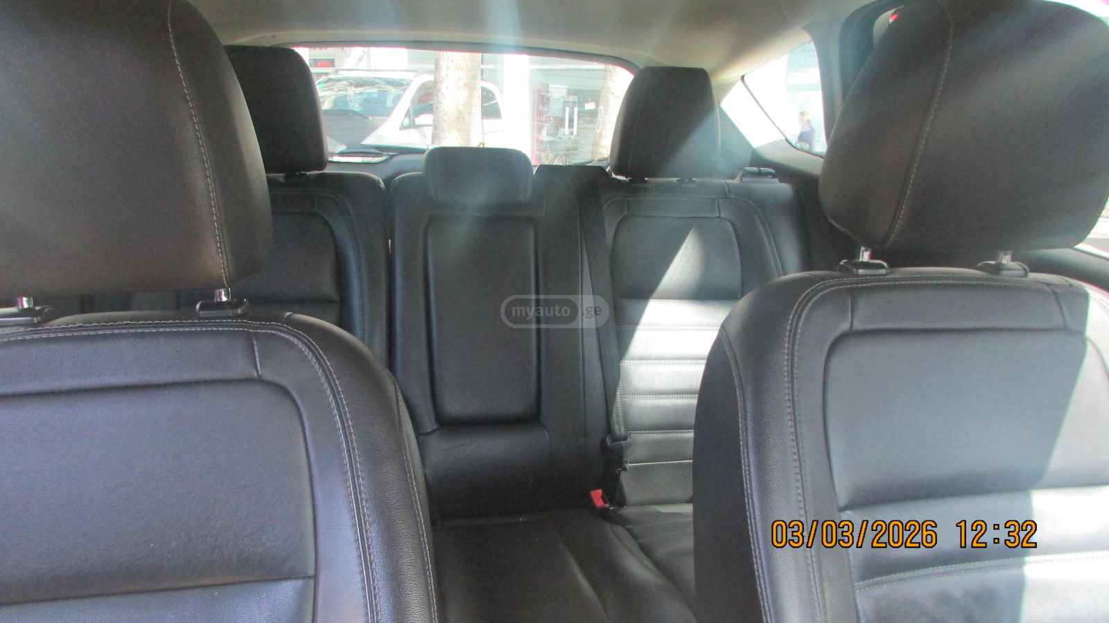 Ford C-MAX - фото 5