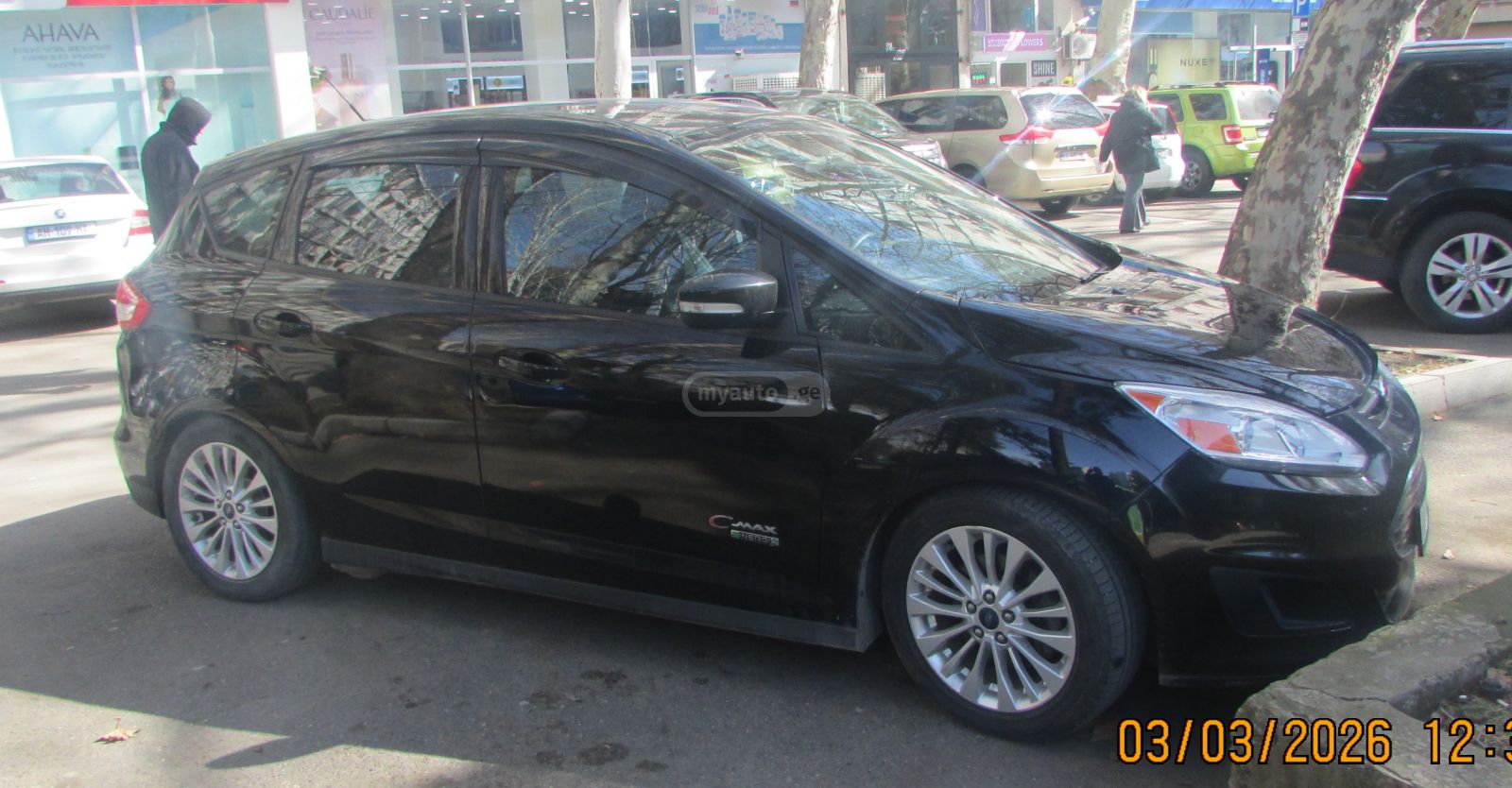 Ford C-MAX - фото 9