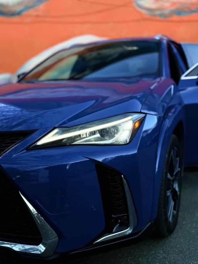 Lexus Luxury 4dr Front-Wheel Drive C — миниатюра 5