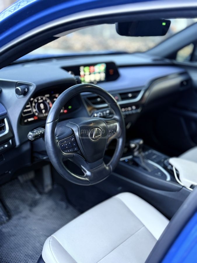 Lexus Luxury 4dr Front-Wheel Drive C — миниатюра 7