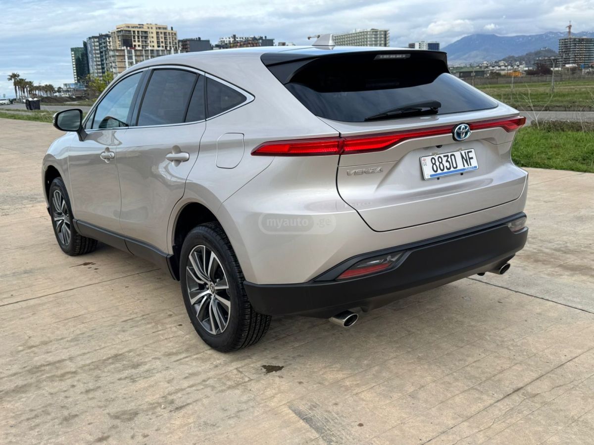 Toyota Venza - фото 5