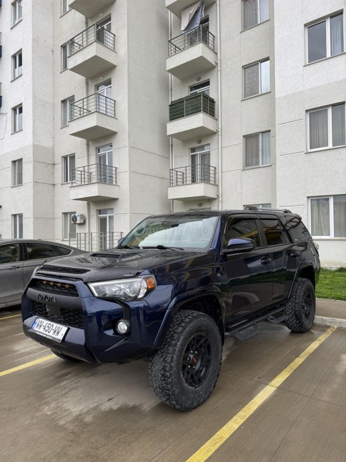 Toyota 4 Runner - фото 8
