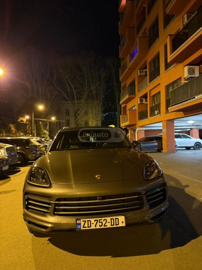 Porsche Cayenne - фото 15