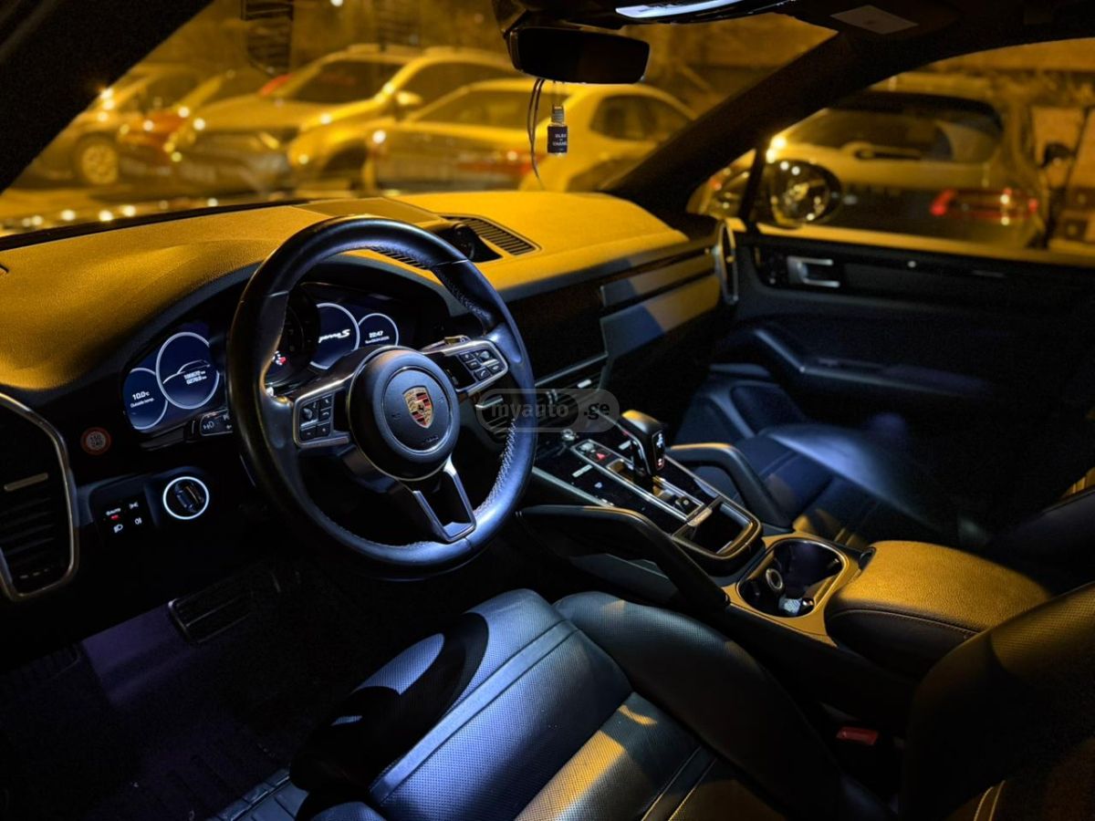 Porsche Cayenne - фото 9