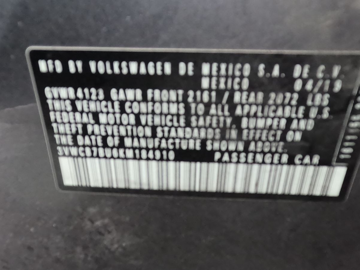 Volkswagen Jetta - фото 4