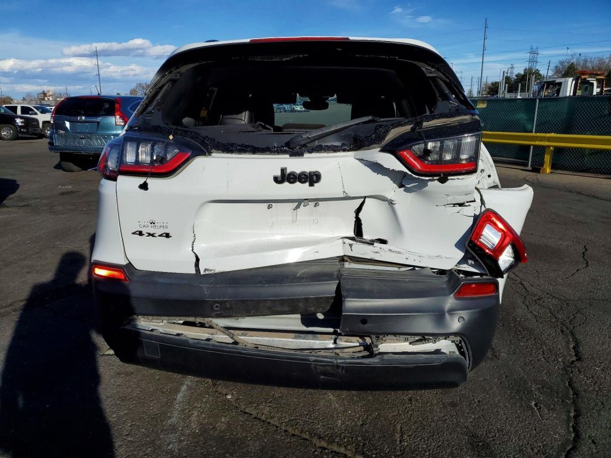 Jeep Cherokee - фото 6