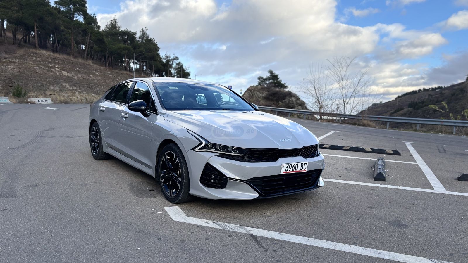 Kia K5 - фото 4