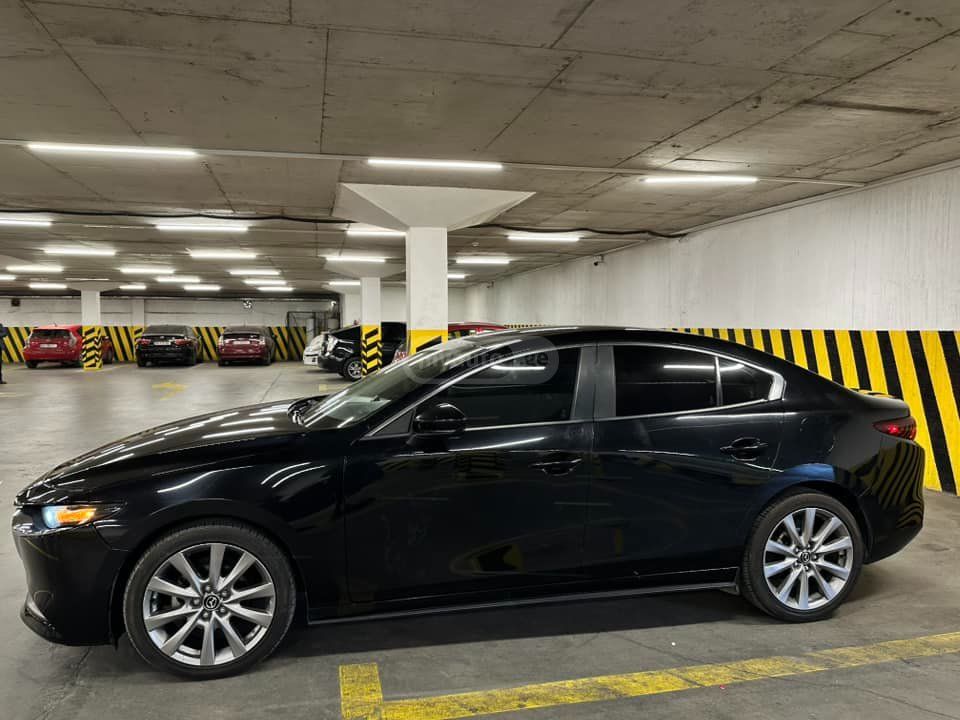 Mazda Mazda 3 - фото 1