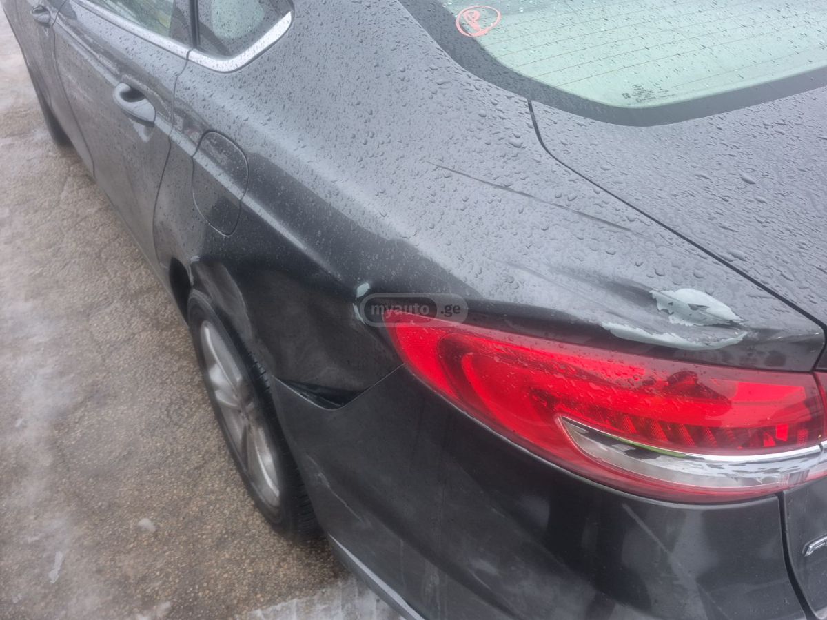 Ford Fusion - фото 13