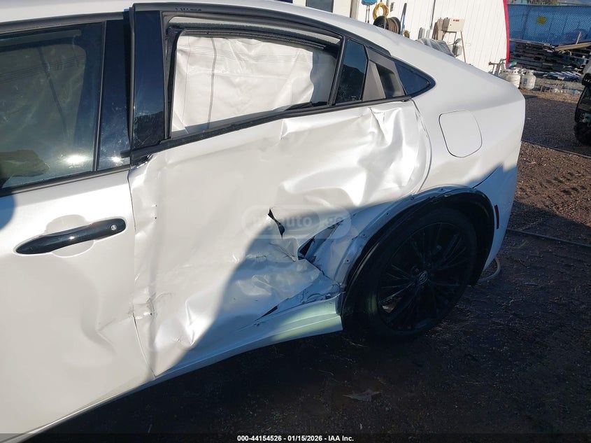 Toyota Prius 2026 — миниатюра 3