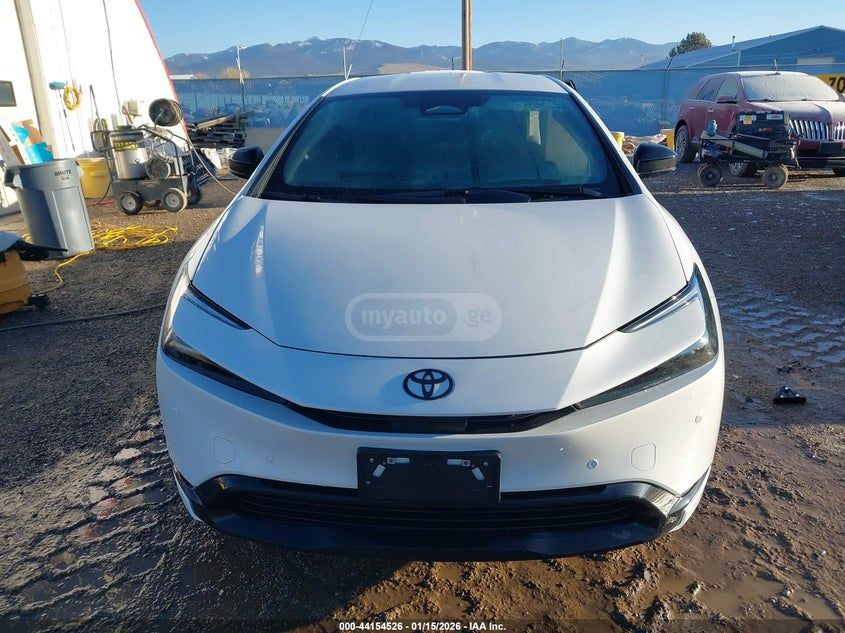 Toyota Prius 2026 — миниатюра 8