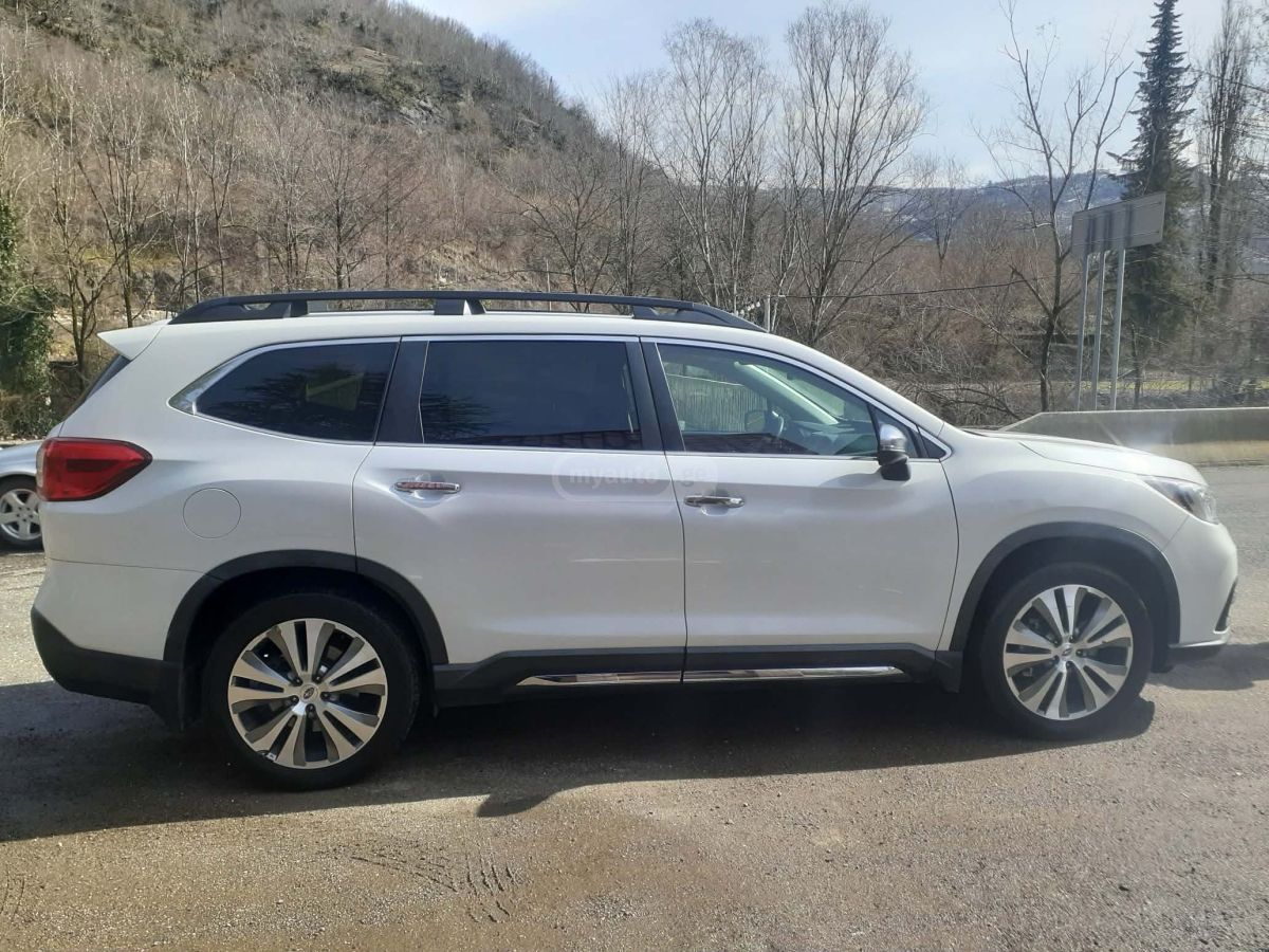 Subaru Ascent - фото 1