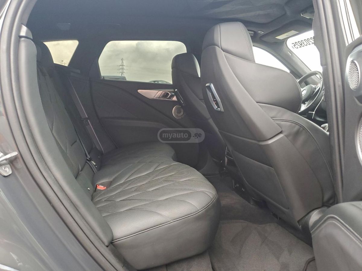 BMW XM 2025 — миниатюра 10