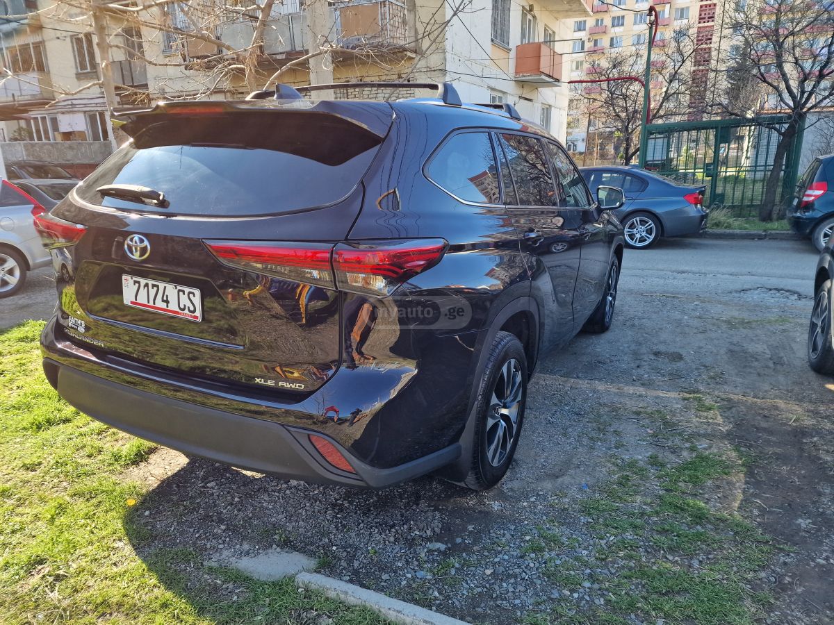 Toyota Highlander - фото 6