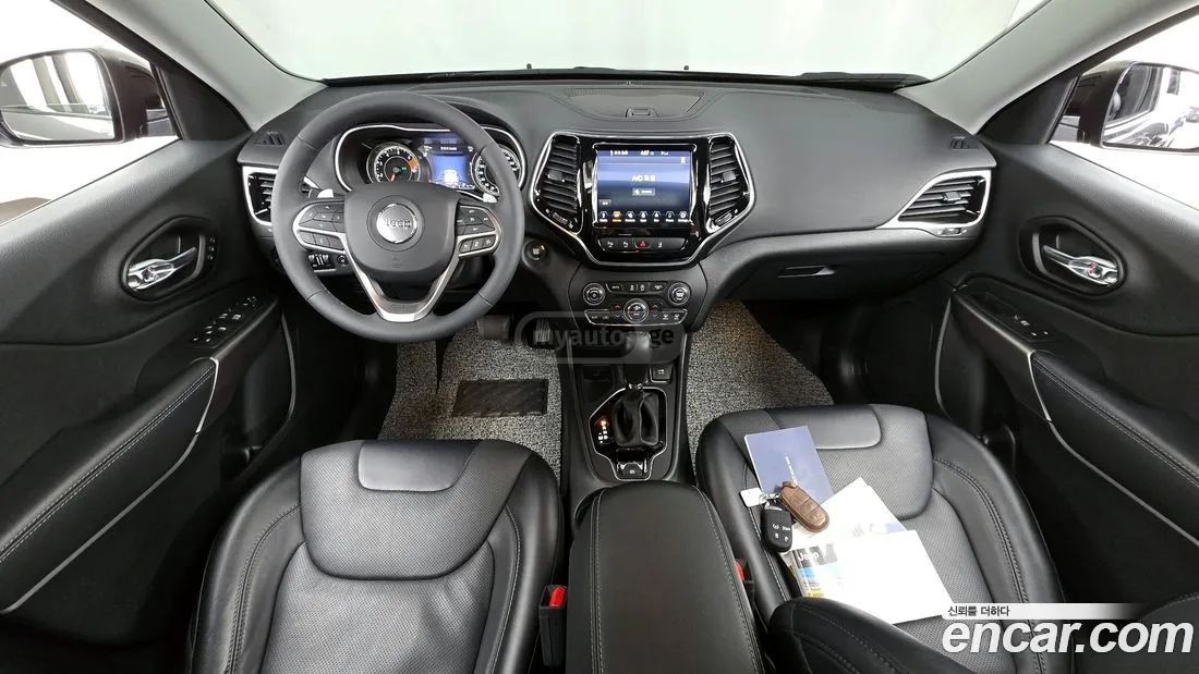 Jeep Cherokee - фото 7