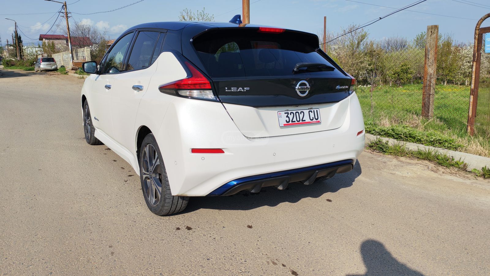 Nissan Leaf - фото 3