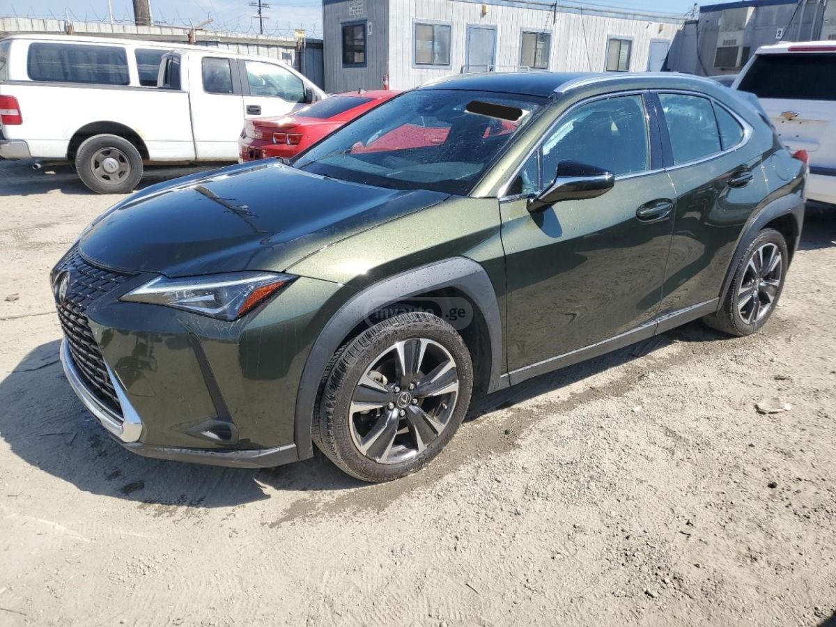 Lexus UX 200 - фото 1