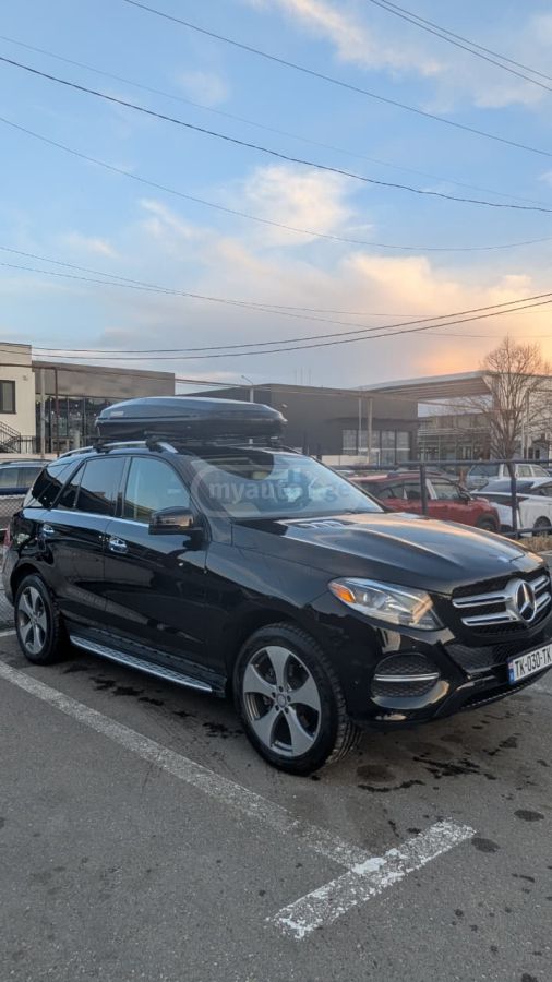 Mercedes-Benz GLE 350 - фото 1