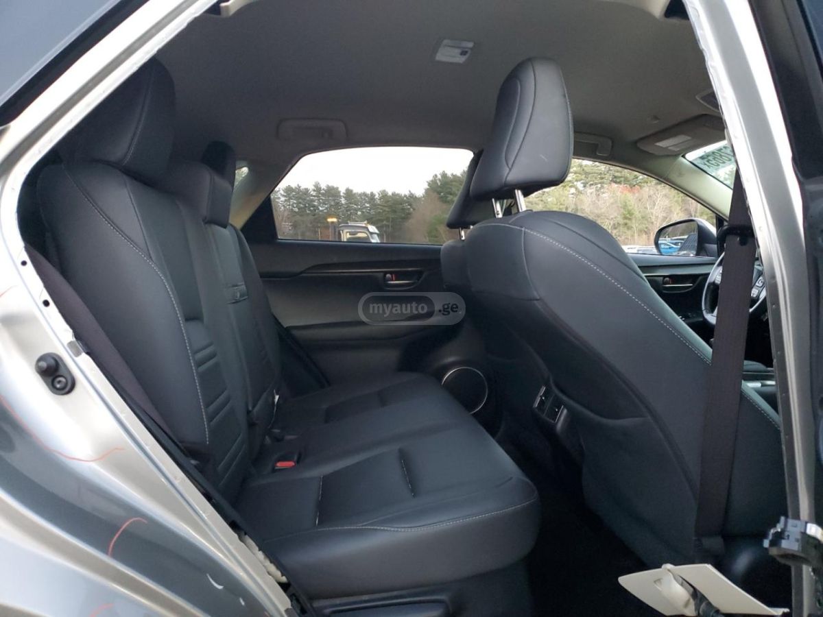 Lexus NX 300 - фото 10