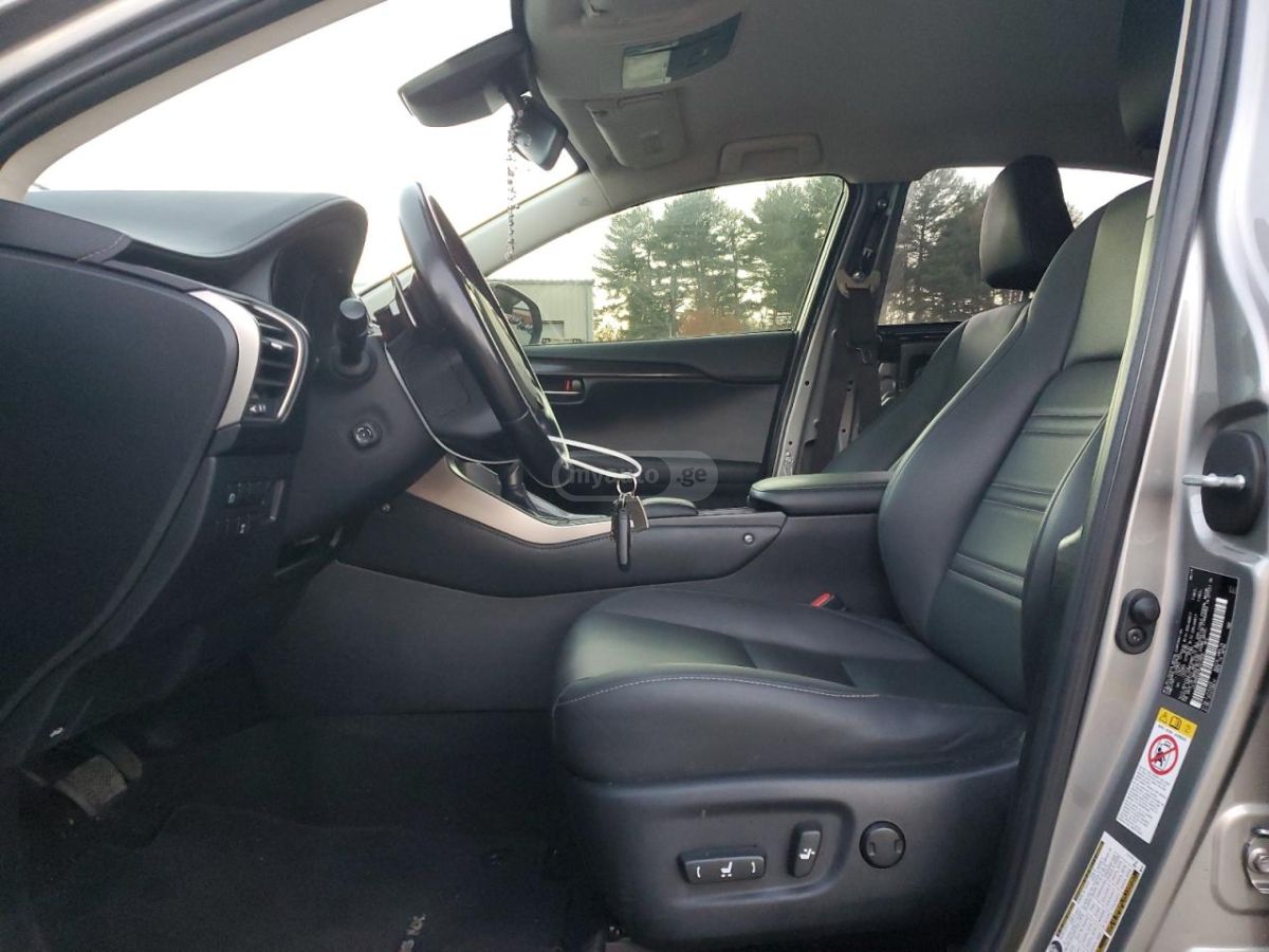 Lexus NX 300 - фото 7