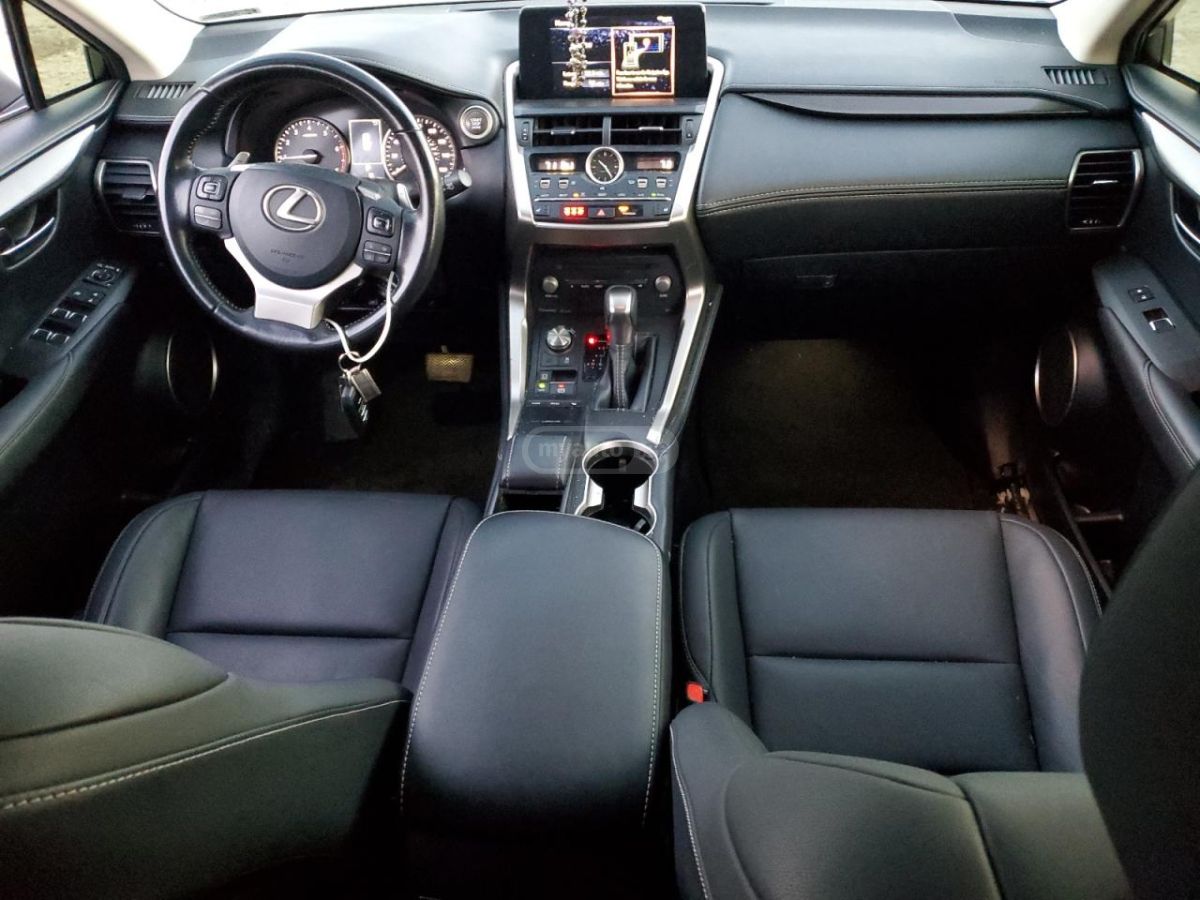 Lexus NX 300 - фото 8