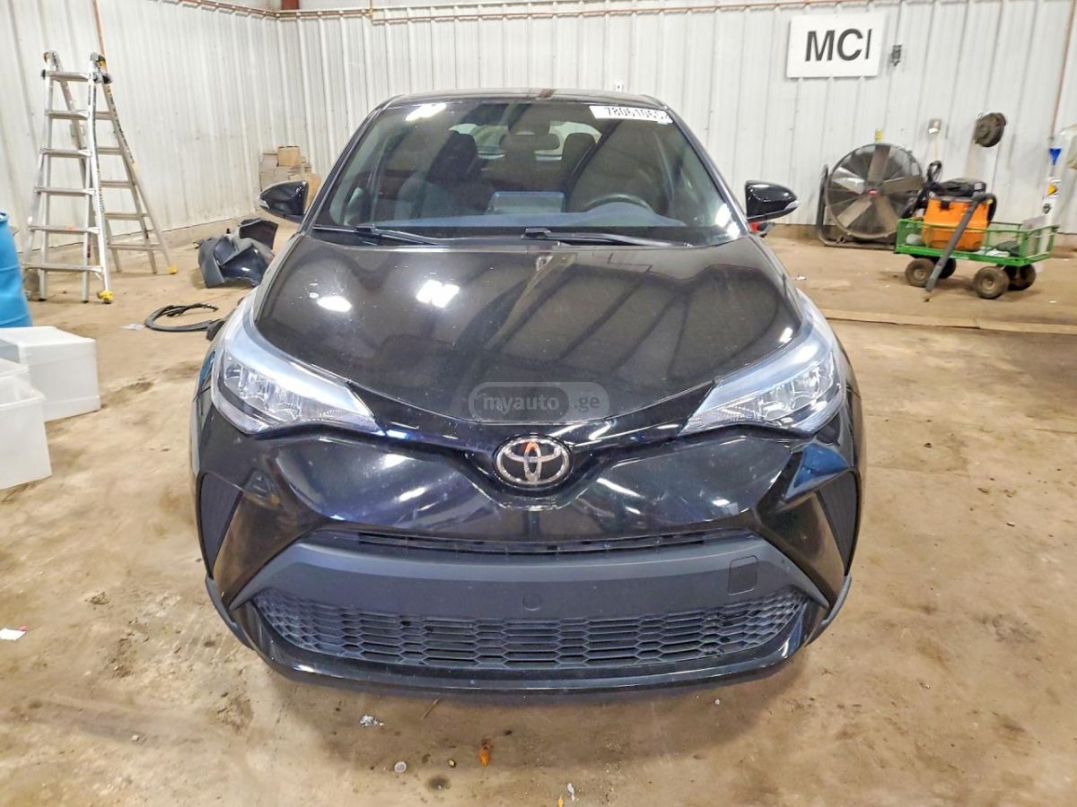 Toyota CHR - фото 5