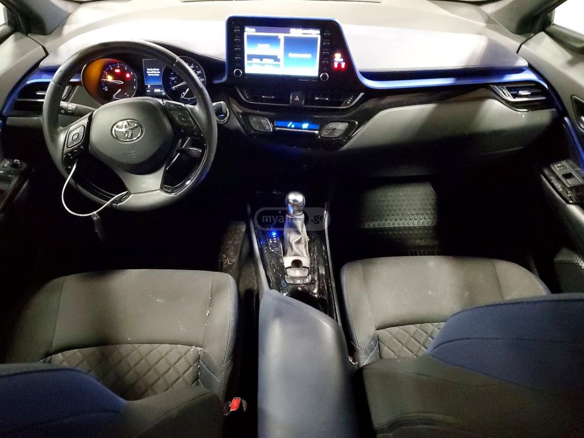 Toyota CHR - фото 8