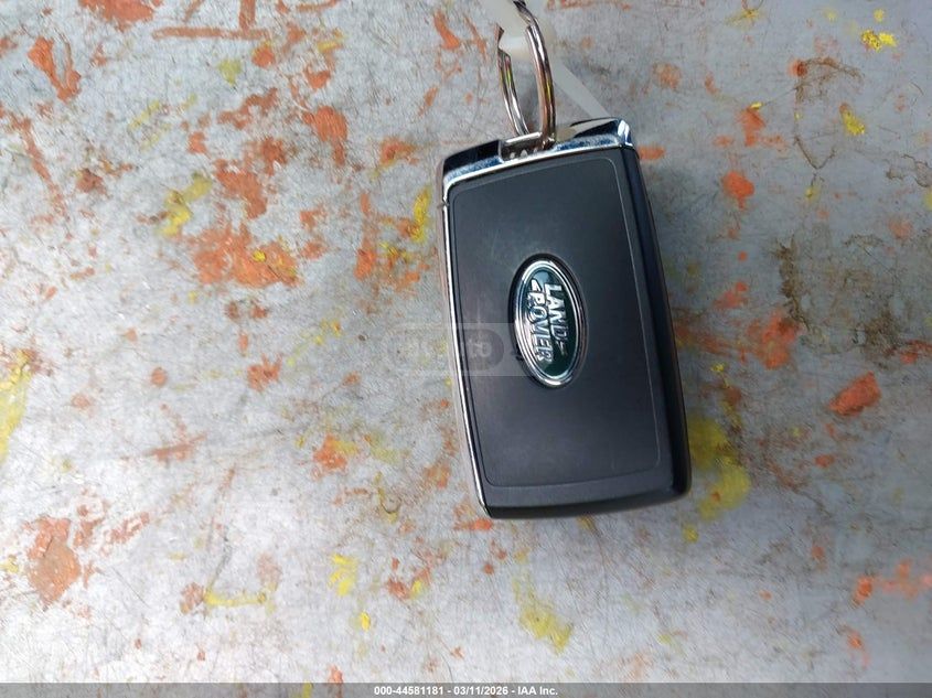 Land Rover Range Rover P400 Se 2025 — миниатюра 10