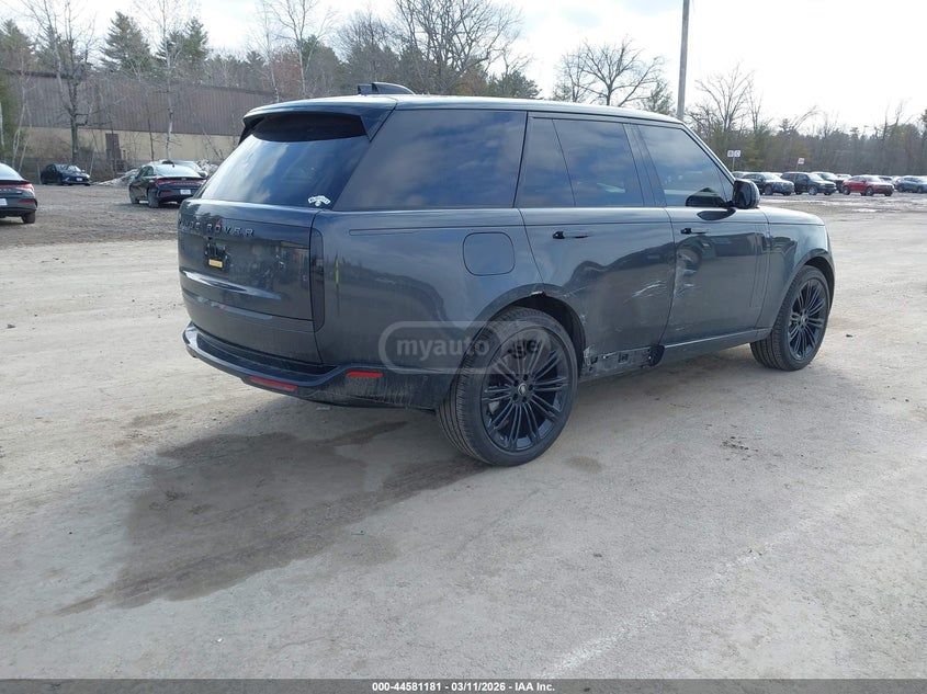 Land Rover Range Rover P400 Se 2025 — миниатюра 4