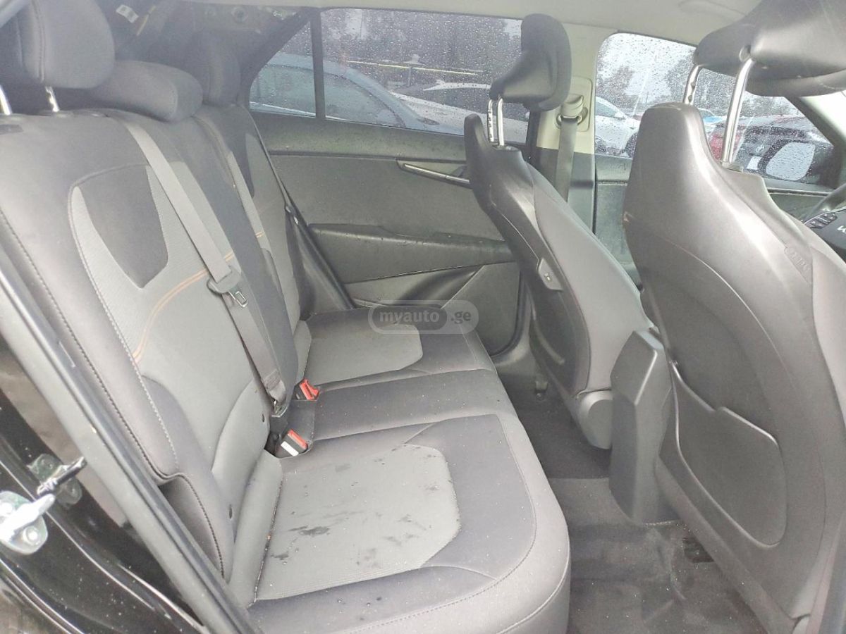 Kia LX — миниатюра 10