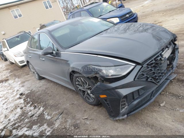 Hyundai Sonata - фото 1