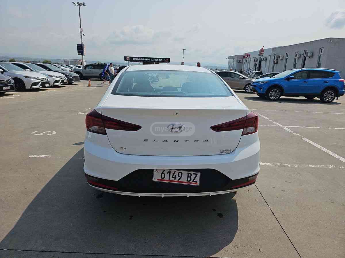 Hyundai Hyundai Elantra — миниатюра 5