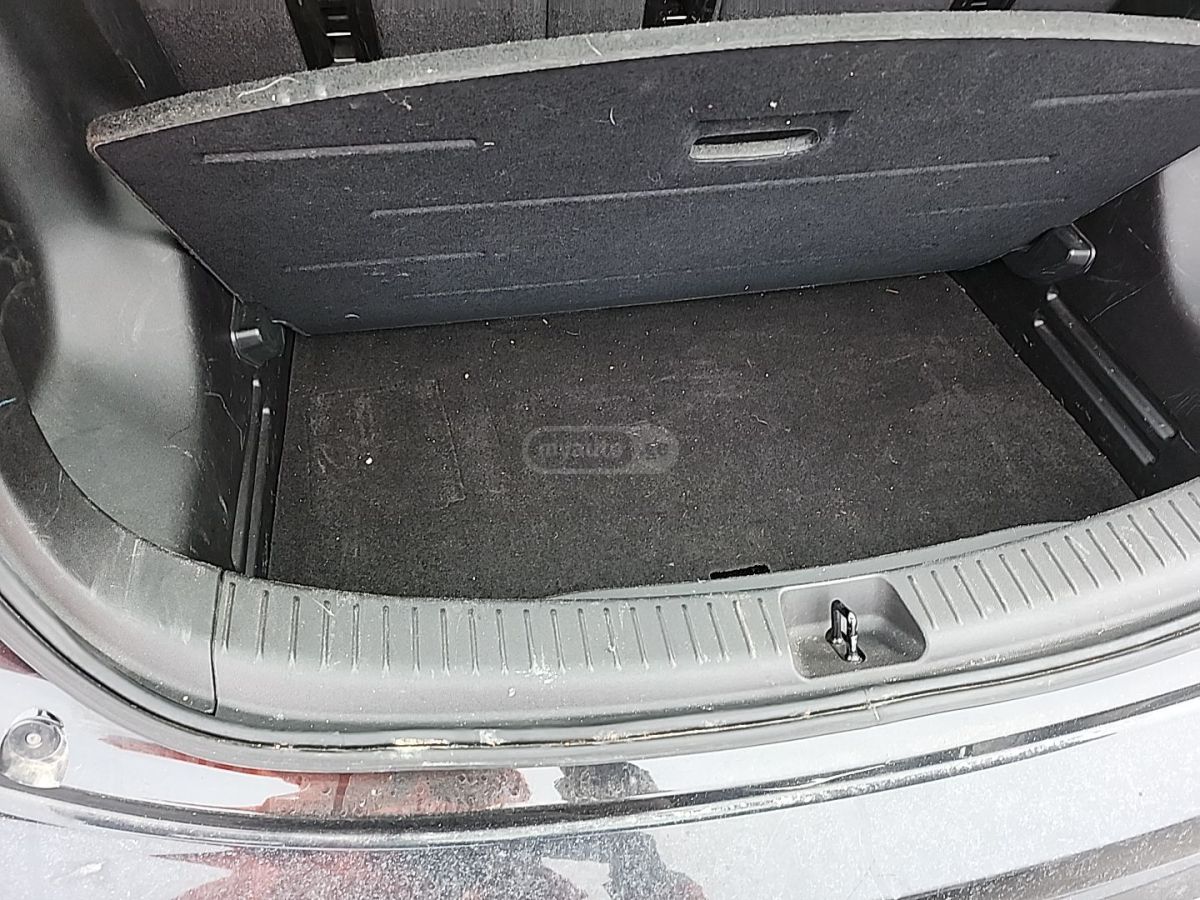 Chevrolet 2LT 4dr Wagon Automatic — миниатюра 10