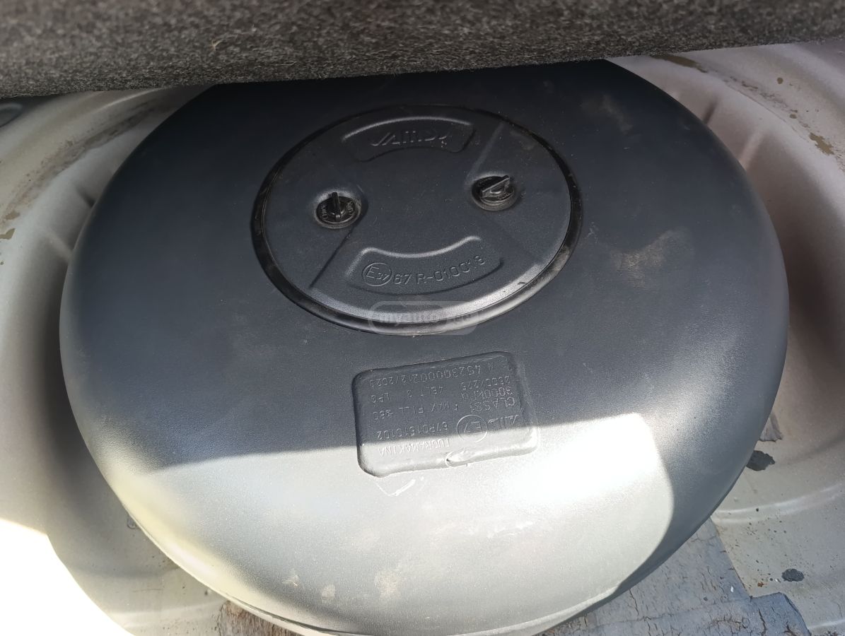 Toyota Camry - фото 8