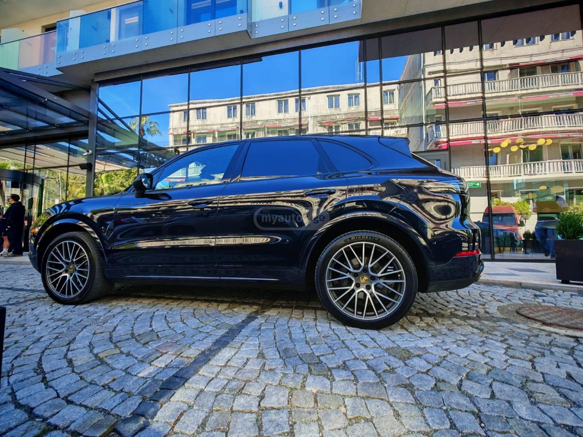 Porsche Cayenne - фото 4