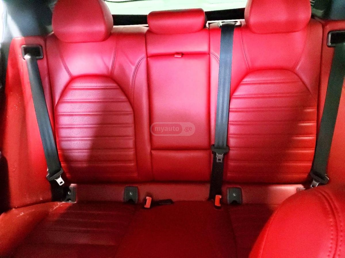 Alfa Romeo Stelvio 2023 — миниатюра 10