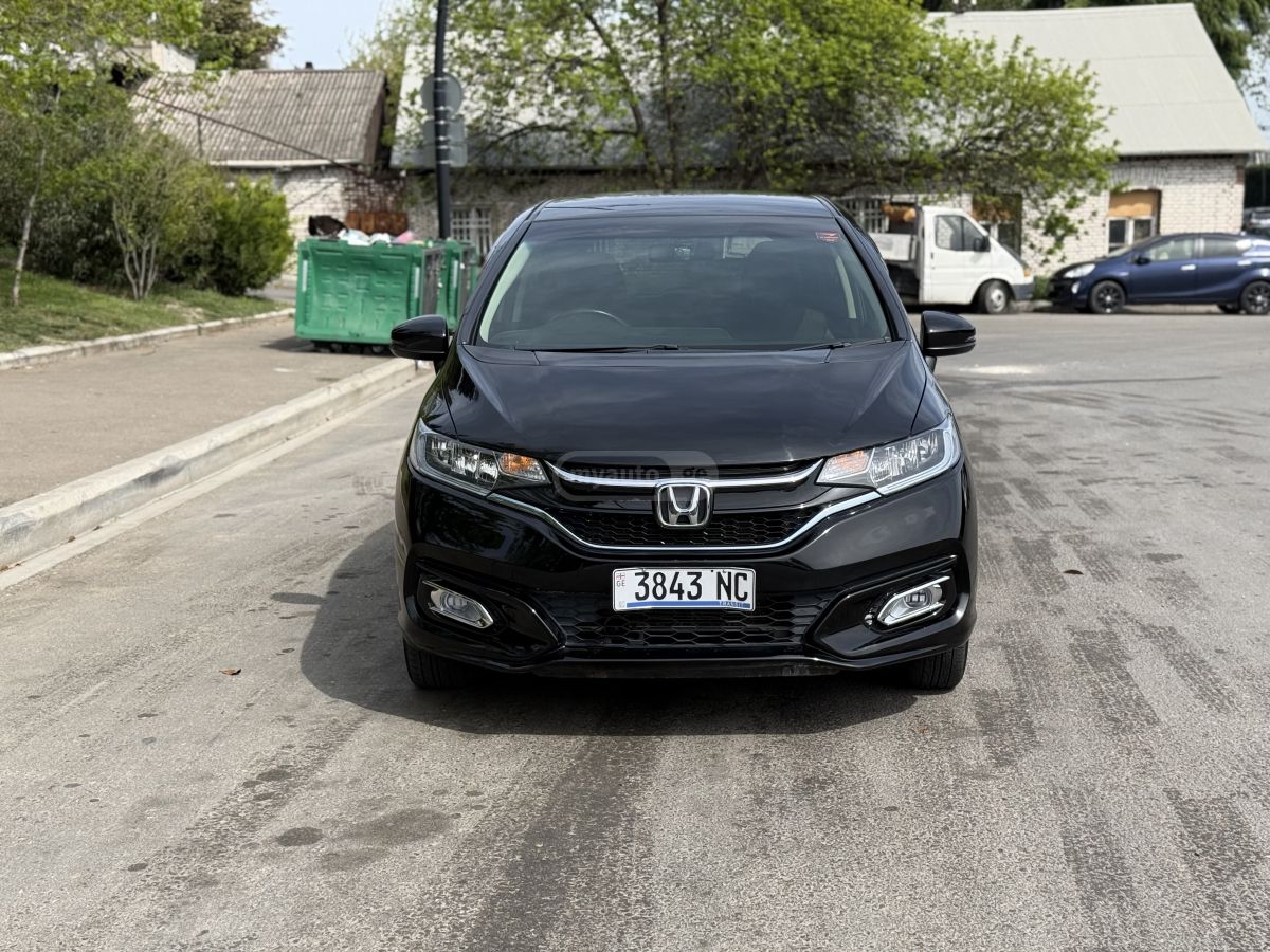 Honda Fit - фото 1