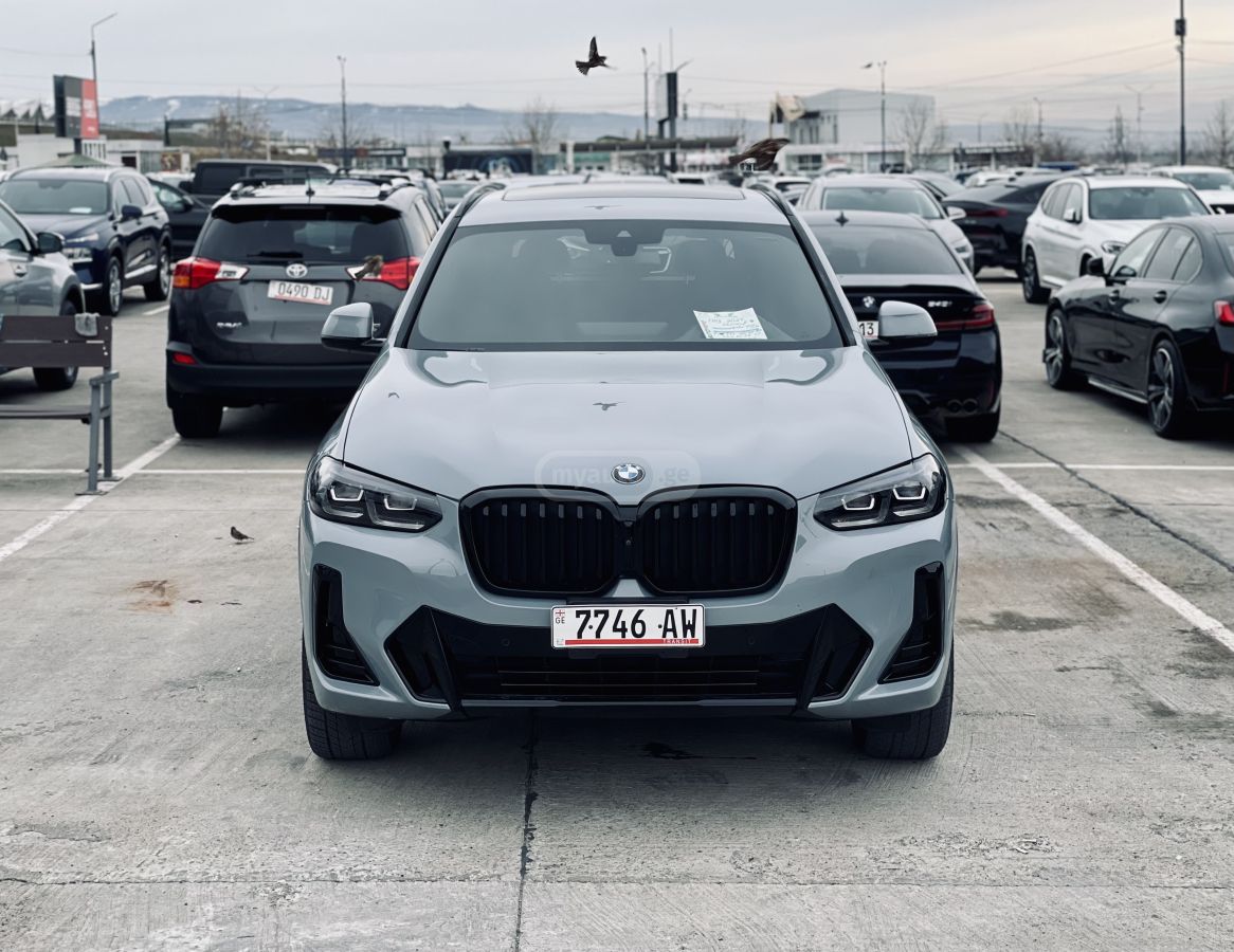 BMW X3 - фото 3