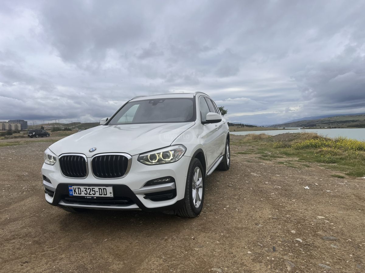 BMW X3 - фото 2