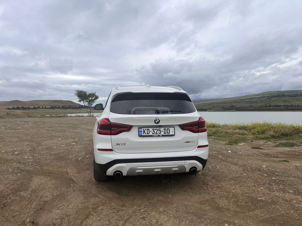 BMW X3 - фото 6