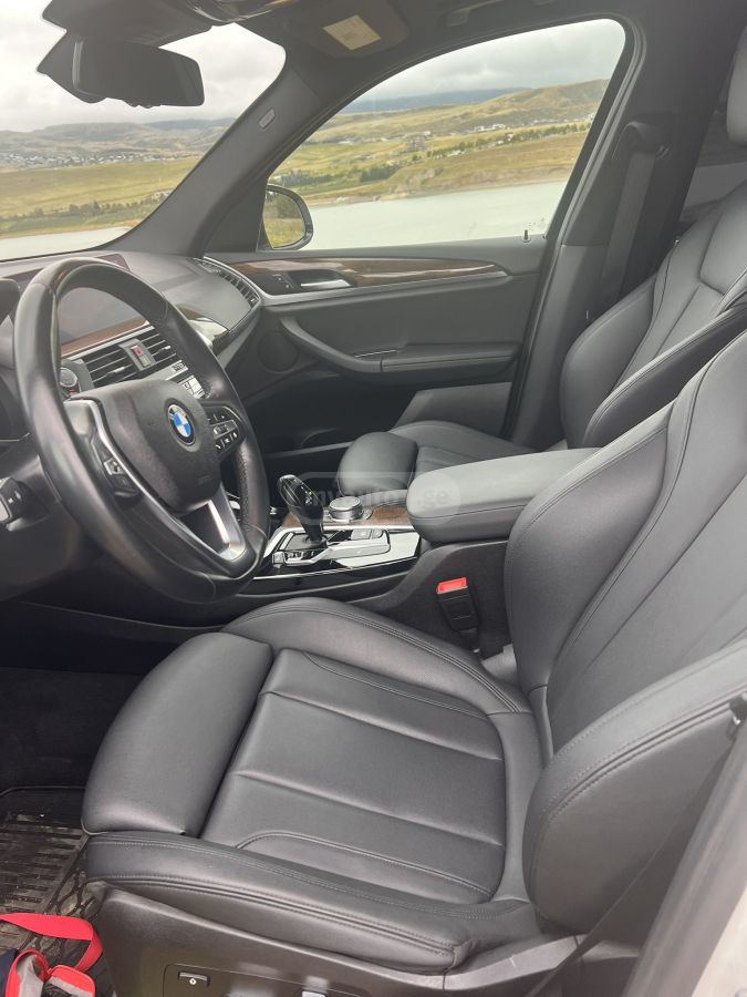 BMW X3 - фото 8
