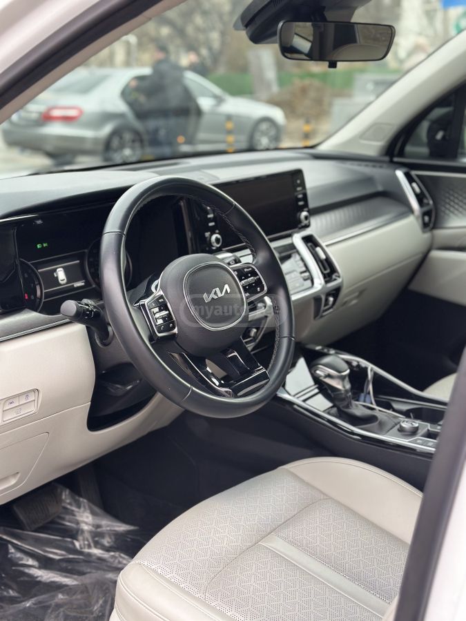 Kia Sorento - фото 11