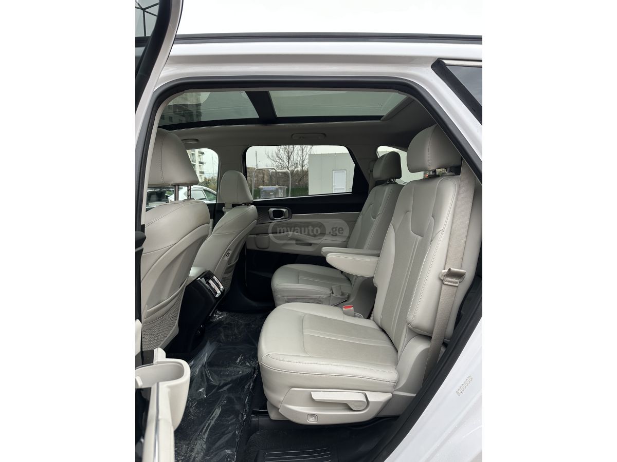 Kia Sorento - фото 13