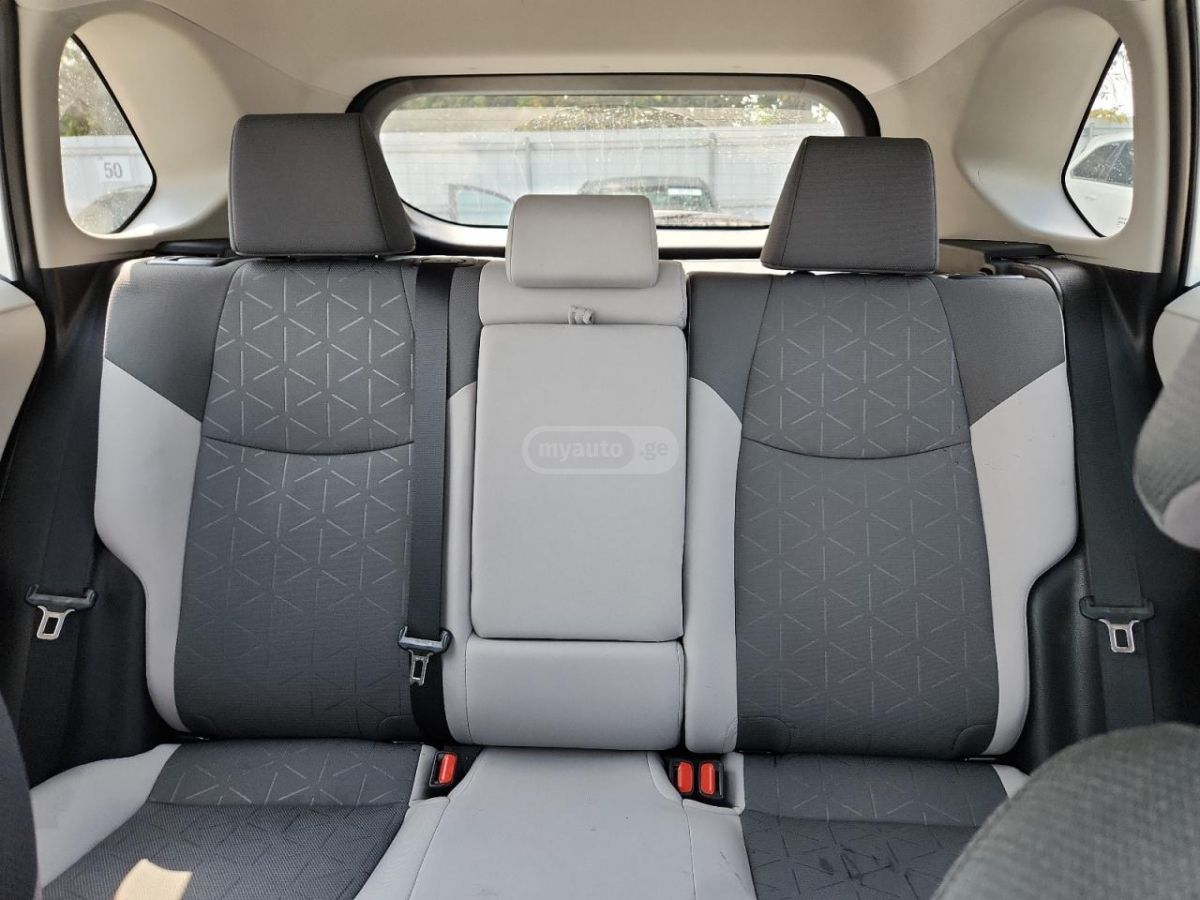 Toyota Xle — миниатюра 9