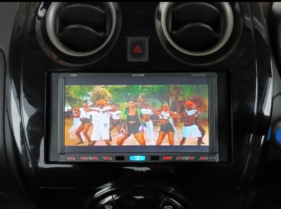 Nissan Note - фото 8