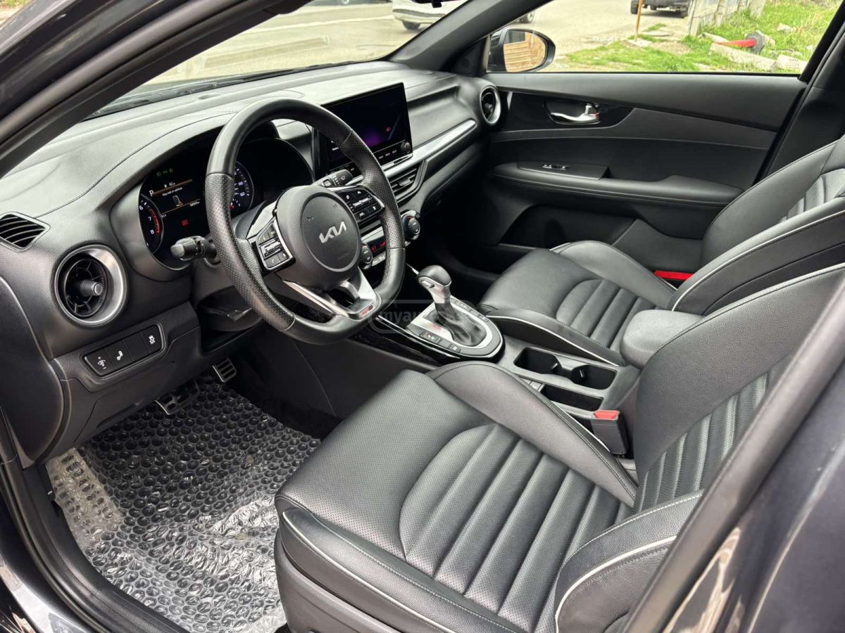 Kia gt — миниатюра 10