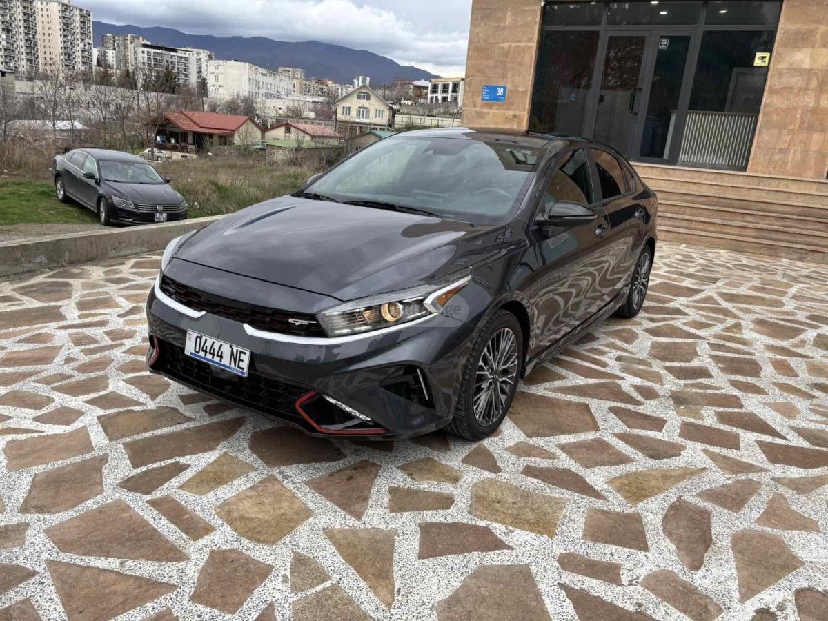 Kia gt — миниатюра 8