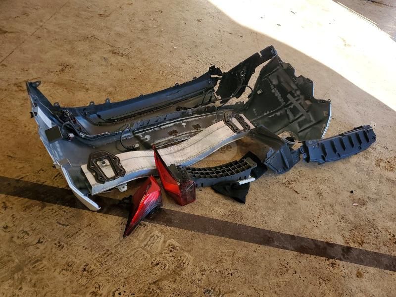 Lexus F SPORT — миниатюра 10