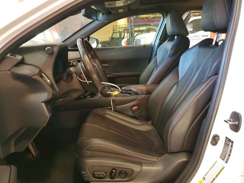 Lexus F SPORT — миниатюра 7