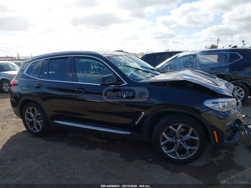 BMW X3 - фото 5